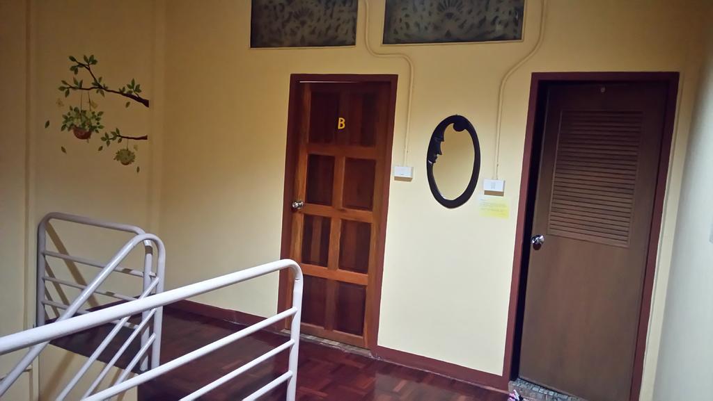 Pm Guesthouse Chiang Mai Luaran gambar